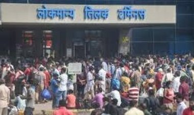 कुर्ला लोकमान्य तिलक टर्मिनस पर अवैध फेरीवालों की भरमार