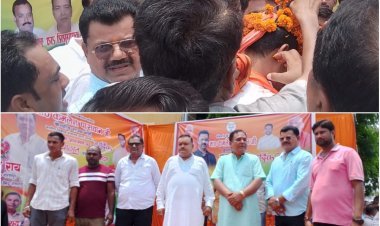 केन्द्रीय राज्यमंत्री कमलेश पासवान का कौड़ीराम में हुआ भव्य स्वागत