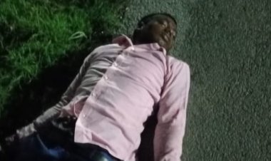 गोला रोड चिलवा के समीप आमने सामने दो बाईकों में भीषण टक्कर, एक की मौत