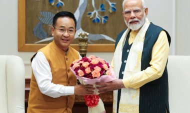 सिक्किम के मुख्यमंत्री प्रेम सिंह तमांग ने प्रधानमंत्री नरेंद्र मोदी से की मुलाकात: राज्य के विकास पर चर्चा