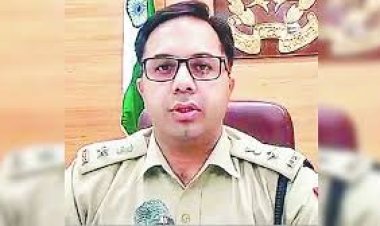 गोरखपुर: वरिष्ठ पुलिस अधीक्षक ने ड्यूटी में लापरवाही बरतने पर तीन पुलिसकर्मियों को किया निलंबित