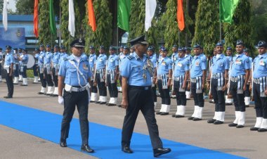 एयर मार्शल आशुतोष दीक्षित ने मध्य वायु कमान के एओसी-इन-सी का पदभार संभाला