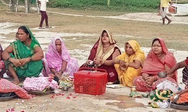 पुत्र की दीर्घायु के लिए माताओं ने रखा निर्जला जीवित्पुत्रिका व्रत: समर्पण और आस्था का पर्व