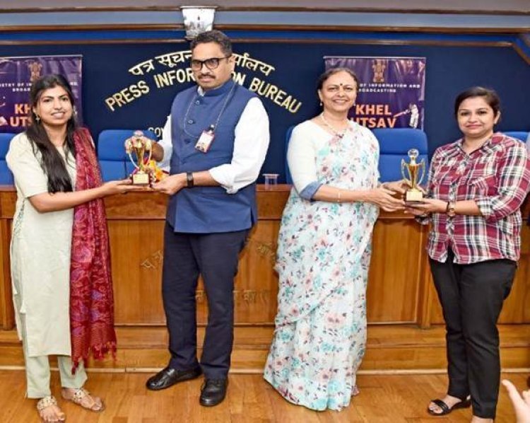 सूचना एवं प्रसारण मंत्रालय ने हॉकी के महान खिलाड़ी मेजर ध्यानचंद की जयंती के अवसर पर खेल उत्सव 2024 का आयोजन किया