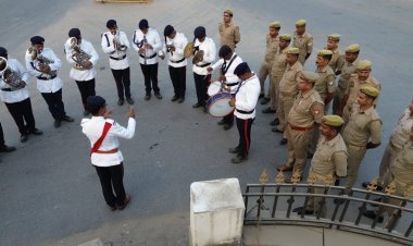 पुलिस स्मृति दिवस पर आजमगढ़ में विशेष बैंड शो का आयोजन, शहीदों की याद में गूंजे सुर