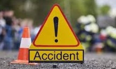 मुंबई की सड़क पर कहर: बेकाबू टैंकर की टक्कर से 6 कारें खाई में गिरीं, हादसे में चमत्कारिक रूप से बची जानें