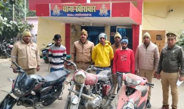 तीन शातिर बाइक चोर गिरफ्तार, चोरी की गाड़ियां बरामद