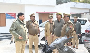 वरिष्ठ पुलिस अधीक्षक का थाना जहानागंज पर औचक निरीक्षण: व्यवस्थाओं में सुधार के दिए सख्त निर्देश