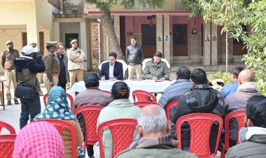 जनता की आवाज पर प्रशासन की पहरेदारी: थाना समाधान दिवस पर जिलाधिकारी व पुलिस अधीक्षक ने सुनीं जनसमस्याएं