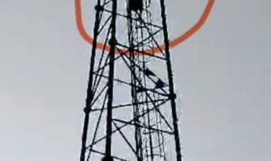 खोराबार: प्यार में दीवाना आशिक, शादी की जिद में चढ़ा मोबाइल टावर, घंटों चला हाईवोल्टेज ड्रामा