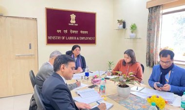 ई-श्रम पोर्टल पर गिग वर्कर्स का पंजीकरण हुआ तेज़, श्रम सचिव ने प्लेटफॉर्म एग्रीगेटर्स संग की प्रगति समीक्षा
