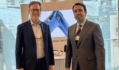 दावोस: केंद्रीय मंत्री जयंत चौधरी ने मेटा के साथ स्किल इंडिया असिस्टेंट की शुरुआत पर चर्चा की