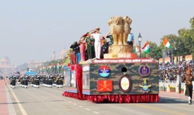 प्रधानमंत्री मोदी ने गणतंत्र दिवस 2025 को बताया 'भारत की विविधता में एकता का जीवंत प्रदर्शन', कर्तव्य पथ पर झांकियों और सैन्य पराक्रम ने मोहा मन