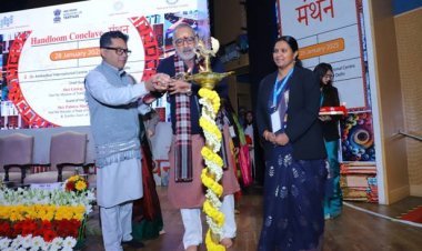 केंद्रीय मंत्री गिरिराज सिंह ने दिल्ली में 'हथकरघा सम्मेलन-मंथन' का उद्घाटन किया