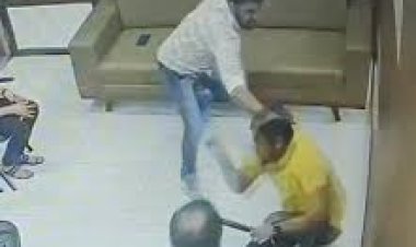 गुजरात: इंस्टीट्यूट में छात्र पर पिता का चाकू से हमला, सीसीटीवी में कैद घटना, आरोपी गिरफ्तार