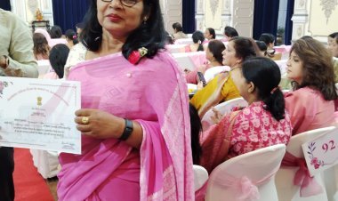 गोरखपुर की ‘सेवा मां’ पुष्पलता सिंह अम्मा को राज्यपाल का सम्मान, मानवता की मिसाल बनीं!