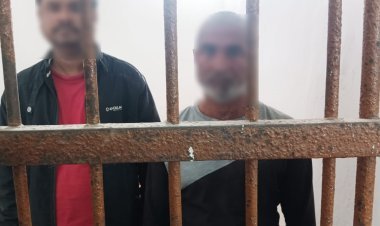 गोला पुलिस की बड़ी कामयाबी: हत्याकांड के दो मुख्य आरोपी गिरफ्तार, चाकू और फावड़ा बरामद