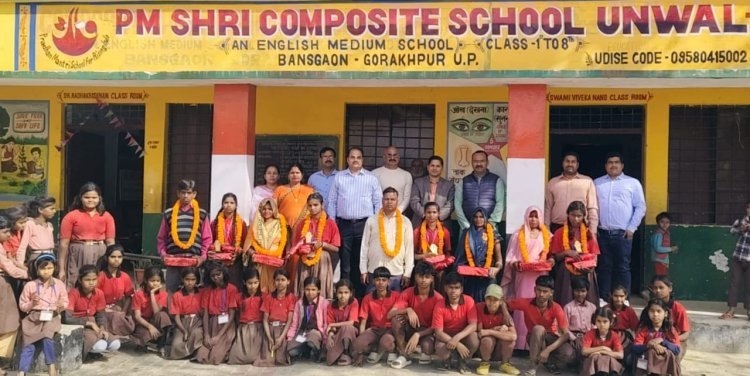 प्रतिभा का परचम! पीएम श्रीकंपोजिट विद्यालय की छात्राओं ने छात्रवृत्ति परीक्षा में रचा इतिहास
