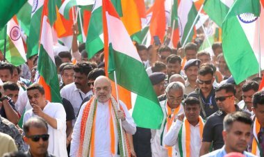 ‘ऑपरेशन सिंदूर’ की ऐतिहासिक सफलता पर गर्व! अहमदाबाद में वीर सैनिकों के सम्मान में निकली भव्य तिरंगा यात्रा