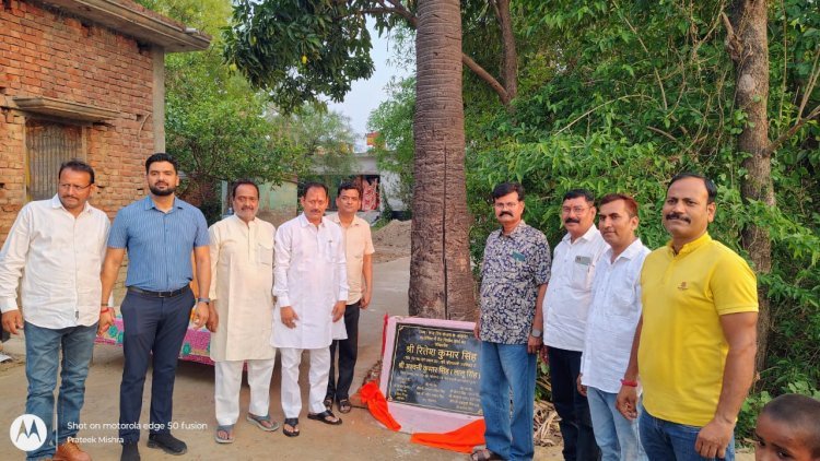 गगहा के भरवलिया टोले में सीसी रोड का लोकार्पण, ग्रामीणों को मिला विकास का उपहार