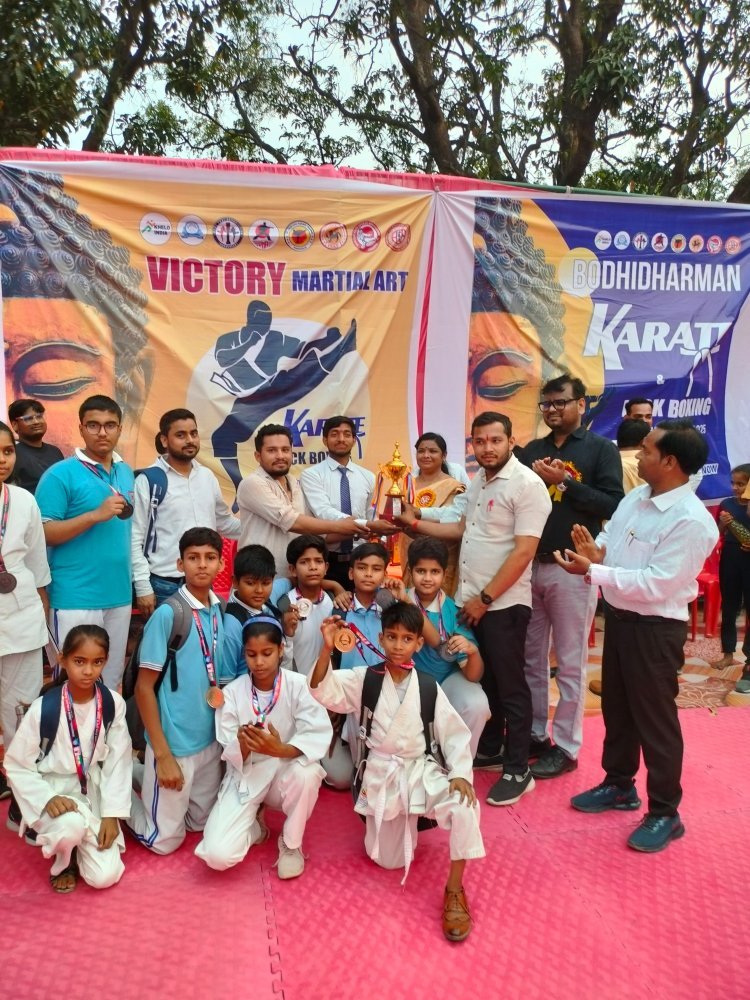 जिला स्तरीय कराटे प्रतियोगिता में बच्चों ने गोल्ड, सिल्वर और ब्रॉन्ज मेडल जीतकर किया क्षेत्र का नाम रोशन!
