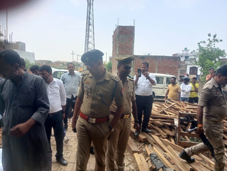 दुकान से उठा ले गए दबंग, कमरे में ताला बंद कर बेरहमी से पीटा — पुलिस ने दी जान