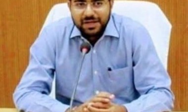 गोरखपुर को मिला नया जिलाधिकारी – दीपक मीणा ने संभाली कमान, कृष्णा करुणेश का तबादला!