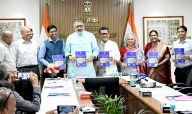 हथकरघा क्षेत्र में हरित क्रांति की ओर कदम: केंद्रीय वस्त्र मंत्री गिरिराज सिंह ने "भारतीय हथकरघा क्षेत्र में कार्बन फुटप्रिंट आकलन" पुस्तक का किया विमोचन