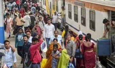 दिवाली-छठ पर घर जाने वालों के लिए खुशखबरी: रेलवे का राउंड ट्रिप पैकेज – वापसी टिकट पर 20% की छूट, मिलेगी आसान बुकिंग की सुविधा