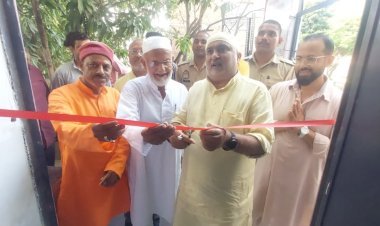 चिल्लूपार में शिक्षा का नया अध्याय: विधायक राजेश त्रिपाठी ने बड़हलगंज लाइब्रेरी का किया उद्घाटन