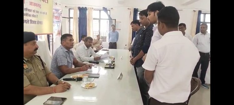 आज़मगढ़ में मंडलायुक्त व डीआईजी का तहसील सदर पर औचक निरीक्षण — 12 अधिकारी गायब, ‘नो वर्क, नो पे’ का आदेश, मौके पर 6 शिकायतों का निस्तारण