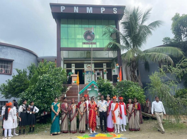 बड़हलगंज के पी एन मेमोरियल स्कूल में धूमधाम से मनाया गया स्वतंत्रता दिवस, तिरंगा यात्रा ने जगाई देशभक्ति की भावना