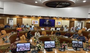 25 वर्षों की गौरवगाथा: बीएसएनएल का समारोह गुवाहाटी में, एमओसी ज्योंति‍रादित्य सिंधिया की उपस्थिति में मनाया गया