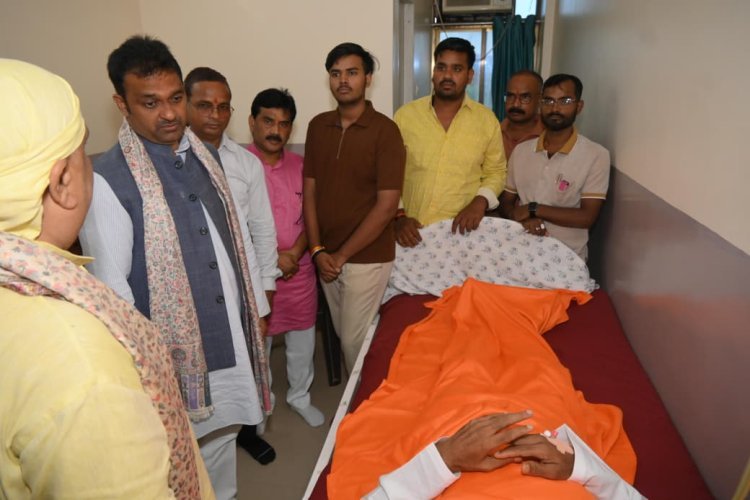 चेयरमैन प्रतिनिधि महेश उमर का हाल जानने हॉस्पिटल पहुंचे केंद्रीय मंत्री, हजारों शुभचिंतकों ने की स्वास्थ्यलाभ की कामना