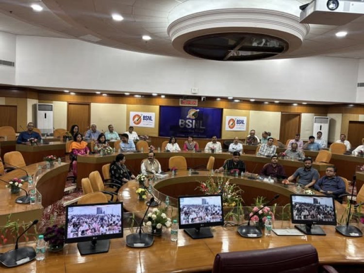 25 वर्षों की गौरवगाथा: बीएसएनएल का समारोह गुवाहाटी में, एमओसी ज्योंतिरादित्य सिंधिया की उपस्थिति में मनाया गया