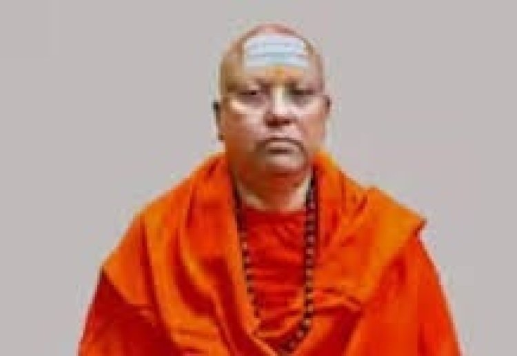 दिल्ली पुलिस ने 17 छात्राओं से छेड़छाड़ के आरोपी बाबा चैतन्यानंद को आगरा से किया गिरफ्तार, फर्जी आई-कार्ड और विजिटिंग कार्ड भी बरामद