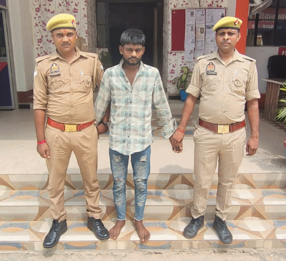 आजमगढ़: बरदह पुलिस ने किया चोरी का खुलासा, एक आरोपी गिरफ्तार – आभूषण और बाइक बरामद