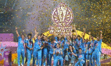 भारत की बेटियों का सुनहरा कारनामा: शेफाली के बल्ले और गेंद से गूंजी ‘विजयगाथा’, महिला टीम ने रचा इतिहास – पहली बार वनडे वर्ल्ड कप भारत के नाम