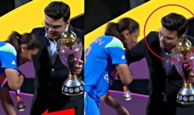 संस्कार की जीत: जब हरमनप्रीत ने झुककर दिखाया आदर, और जय शाह ने थाम लिया भारतीयता का मान