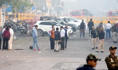 लाल किले के पास बम धमाका: दिल्ली दहली, मौत का मंजर! — 10 की मौत, 24 घायल; NIA करेगी जांच