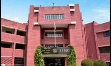 आवाज़ों को सशक्त बनाना, लोकतंत्र को मजबूत करना