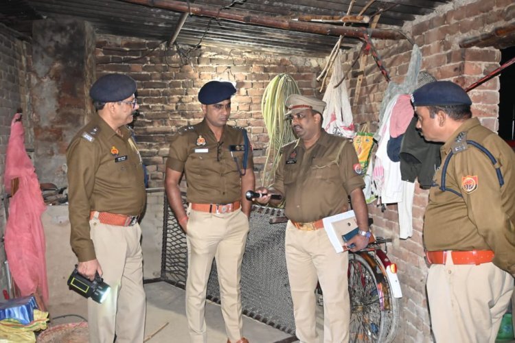 आजमगढ़ पुलिस की बड़ी कार्रवाई — अपराधी प्रवृत्ति वालों पर चला कानून का डंडा, 3 शस्त्र लाइसेंस निलंबित, अब तक 16 लाइसेंस रद्द