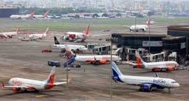 त्योहारी भीड़ में मुंबई एयरपोर्ट ने रचा नया इतिहास!