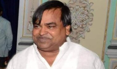 जेल अस्पताल में पूर्व मंत्री गायत्री प्रजापति पर हमला—जांच रिपोर्ट में खुलासा: साजिश नहीं, आकस्मिक घटना