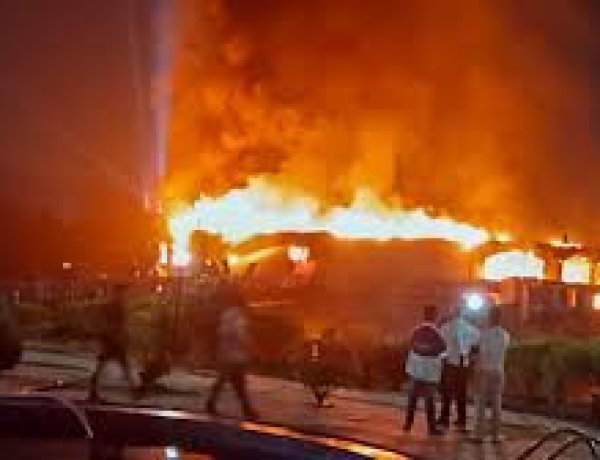 गोवा नाइटक्लब अग्निकांड: 25 जिंदगियों की कीमत पर सवालों के घेरे में सिस्टम, जांच के रडार पर क्लब के मालिक और पार्टनर