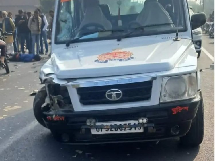 तेज़ रफ्तार ने छीनी ज़िंदगी: बाबूगंज में सरकारी गाड़ी और बाइक की भीषण टक्कर, एक युवक की मौत—दो गंभीर