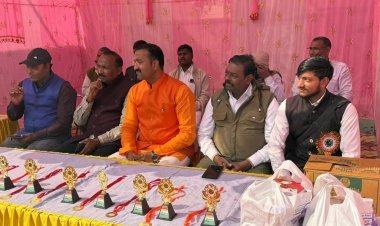 गणतंत्र दिवस धूमधाम से मनाया गया, बच्चों व शिक्षकों का किया गया उत्साहवर्धन