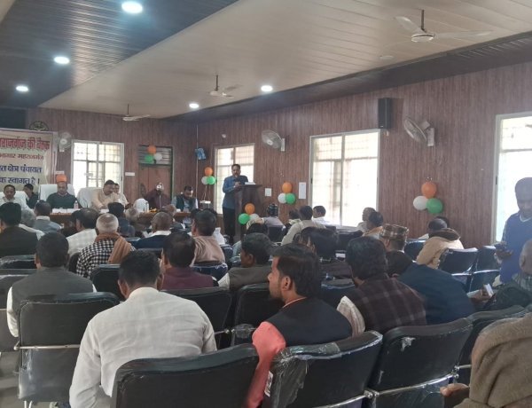 ‘श्वेत पत्र’ के सवाल पर चुप्पी, विकास के दावों पर संदेह