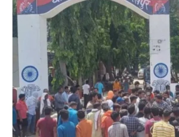 वैष्णो देवी यात्रा से लौटते ही टूटा पीड़ित परिवार पर दुखों का पहाड़: पूर्व प्रधानाचार्य के घर 10 लाख की बड़ी चोरी, अज्ञात चोरों पर मुकदमा दर्ज