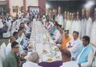 इफ्तार की दावत में गूंजी एकता की मिसाल: गंगा-जमुनी तहज़ीब के रंग में रंगा आजमगढ़, सियासी दीवारें भी हुईं बेअसर